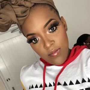 Meet your Posher, Sade